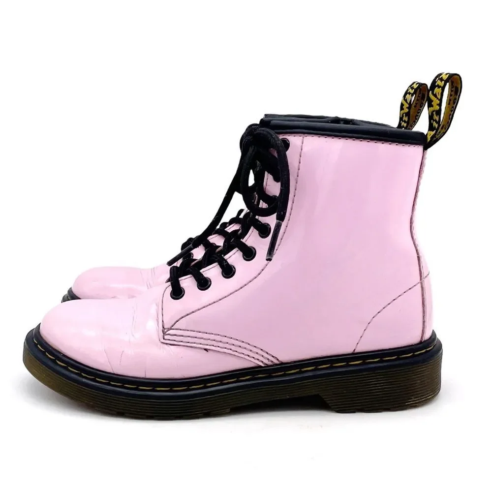 Dr. Martens Junior 1460 8-Eye Combat Boot Light Pastel Pink Leather Girls Size 2